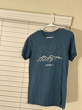 Womens Medium Blue Shirt